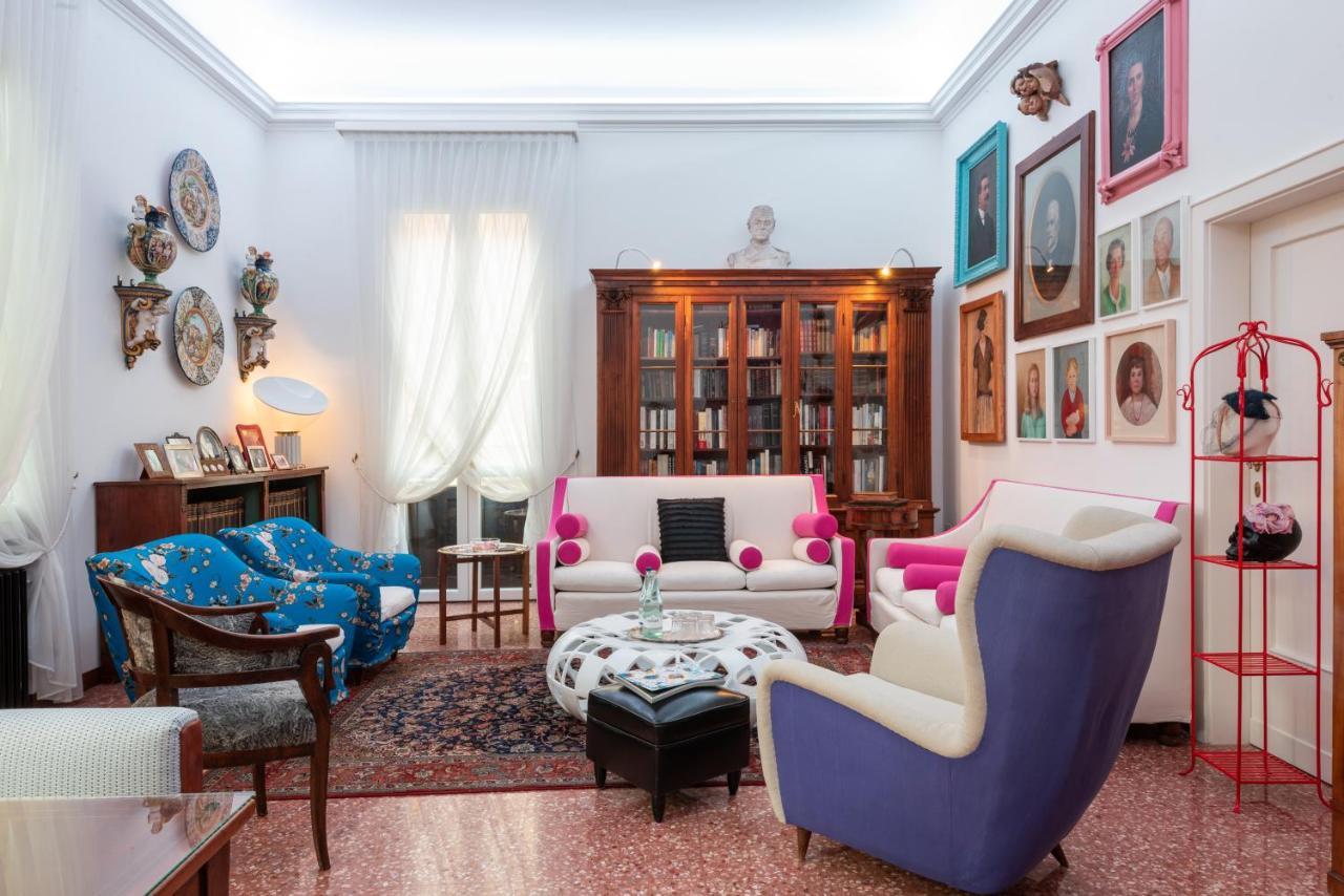 Casa Bertagni Bed & Breakfast โบโลญญา ภายนอก รูปภาพ