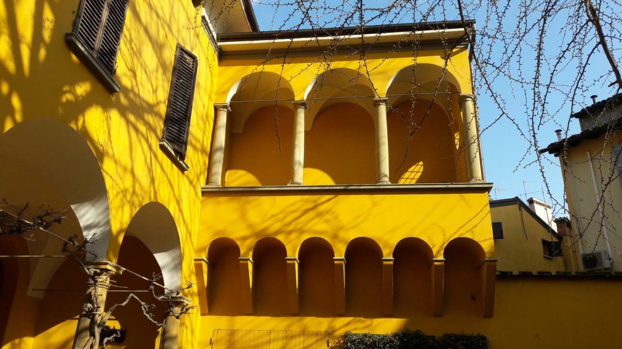 Casa Bertagni Bed & Breakfast โบโลญญา ภายนอก รูปภาพ